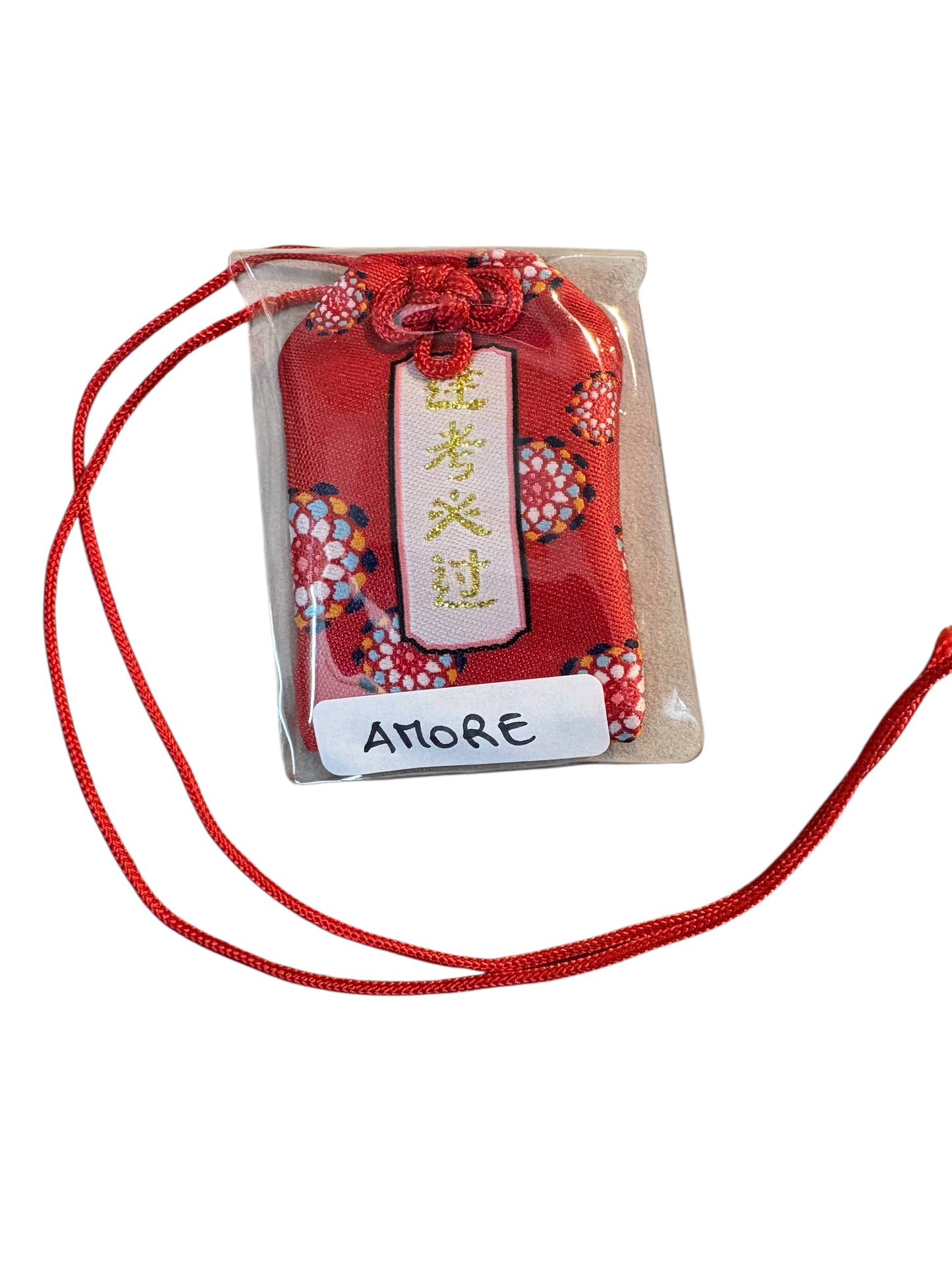 Omamori rosso e dorato “AMORE ”