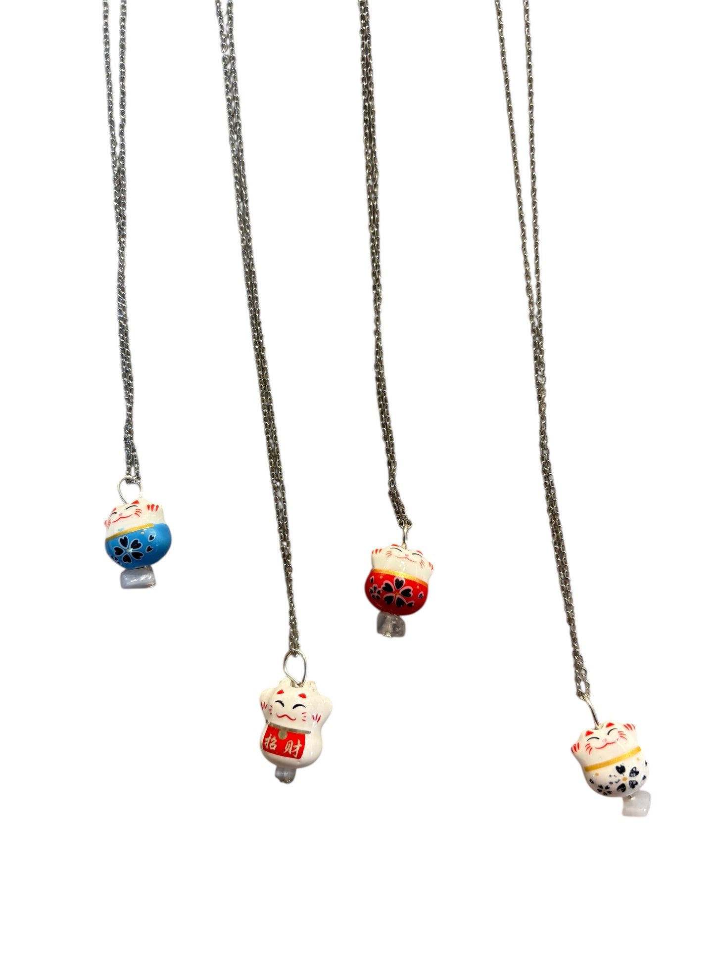 Collana Maneki neko bianco con Calcedonio