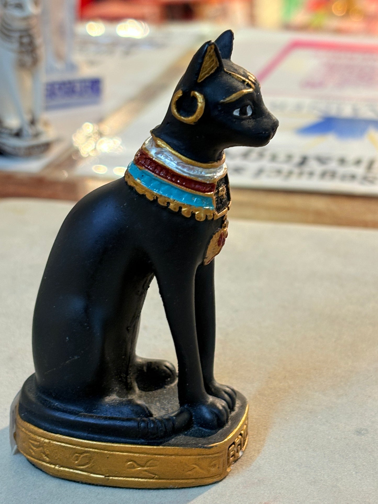 Gatto egiziano statuetta di 8.5 cm. Nero
