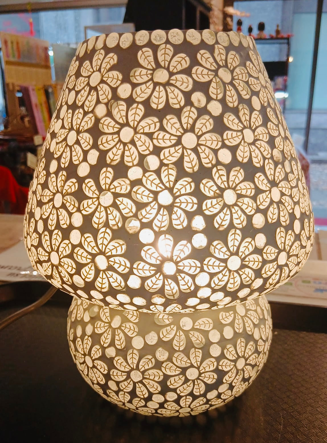 Lampada Fungo medio in vetro mosaico Fiori