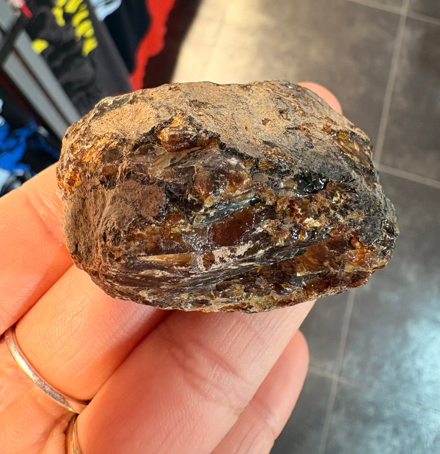 Ambra baltica pietra grezza 5cm