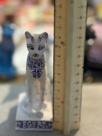 Gatto egiziano statuetta di 10.5 cm. Bianco e blu